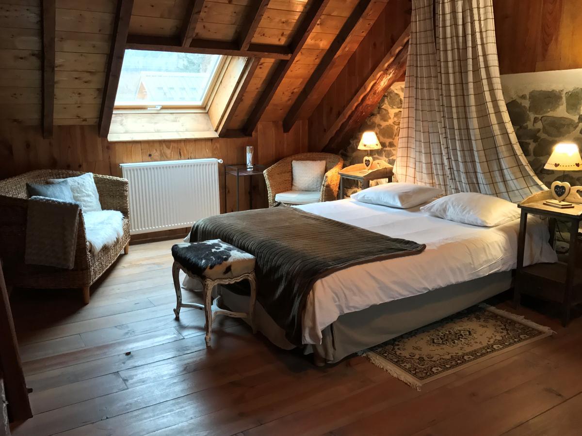 La Cle Des Bois Bed & Breakfast Le Bourg-d'Oisans Luaran gambar